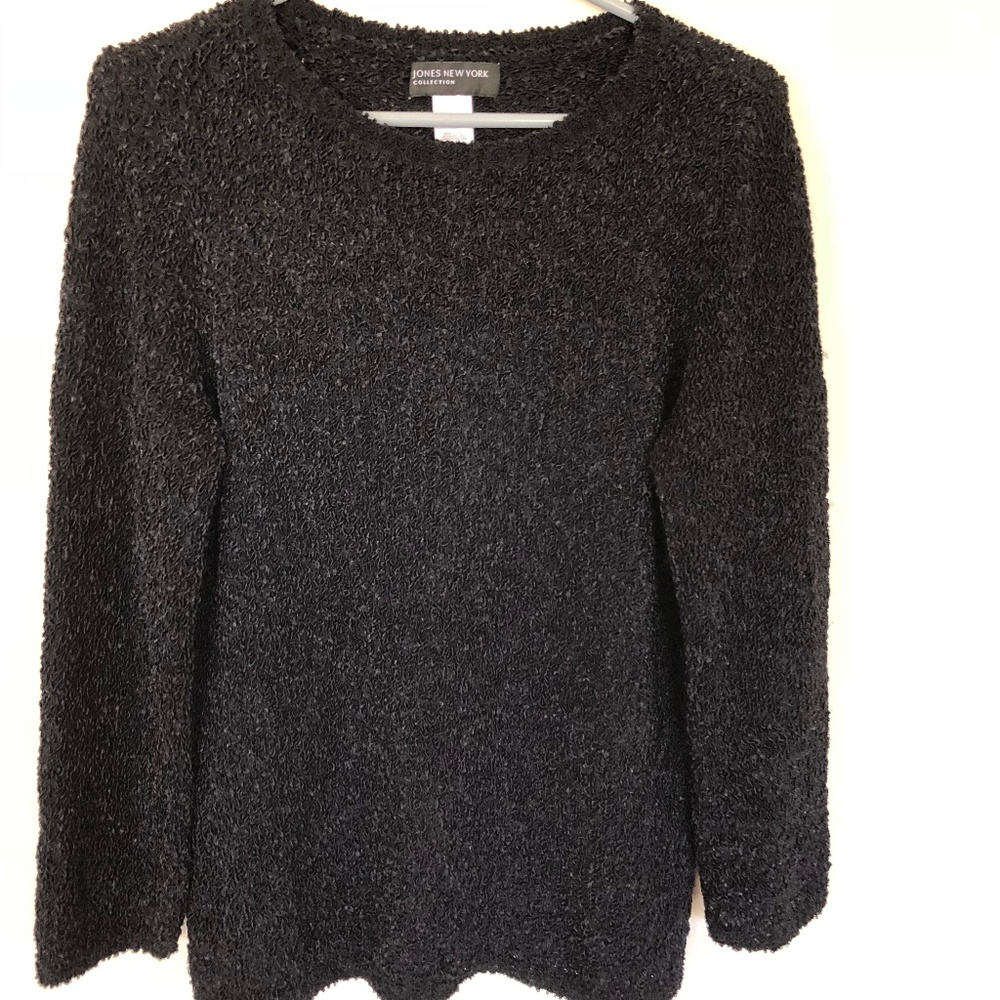 Pullover shirt